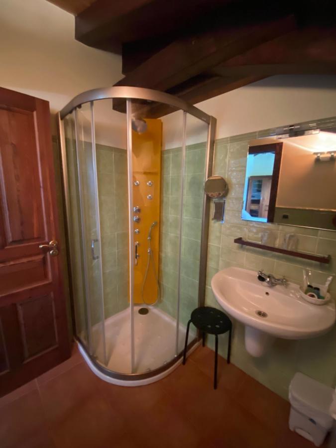 Hotel Rural Monasterio De Ara Mada Санта-Коломба-де-лас-Арримадас Экстерьер фото